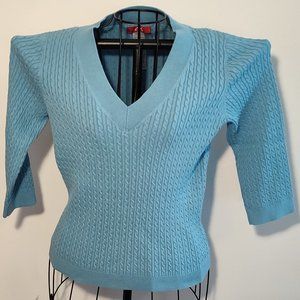 Ann Klein Sport sky blue, v-neck cable knit sweater, excellent cond., size M